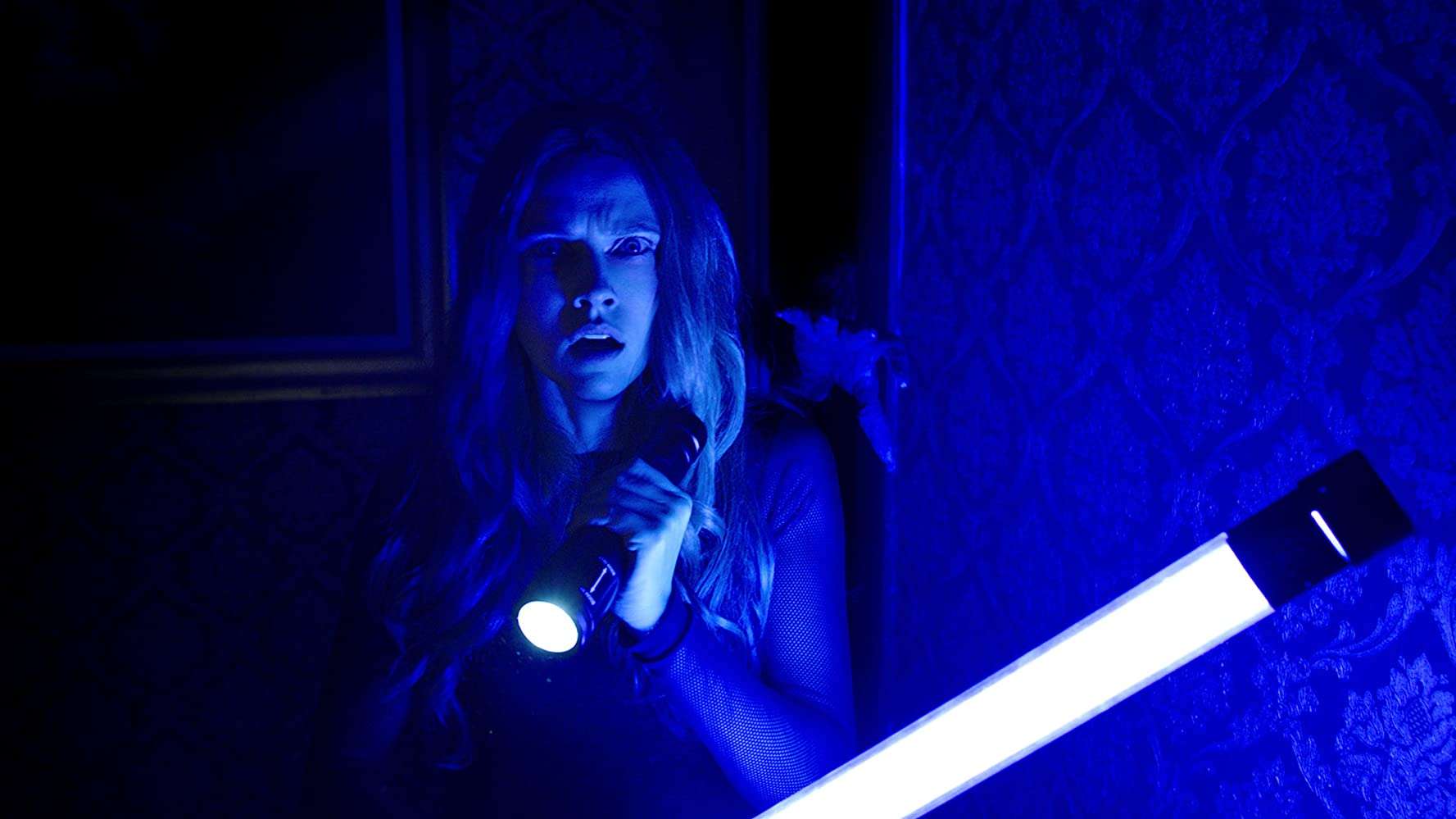Lights-Out-2016 Lights-Out-2016