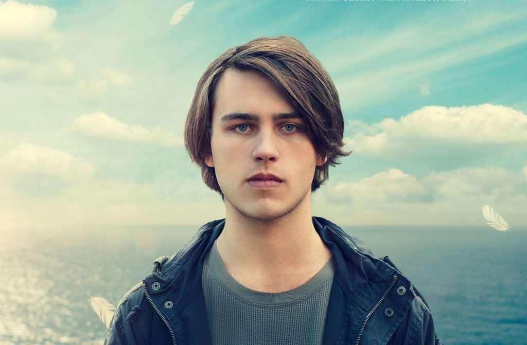 Everything in Between (2022) Everything In Between Feature 1 3 1024x671